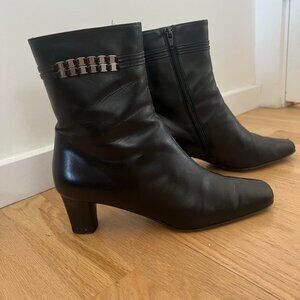 Salvatore Ferragamo Vara Black Chain Leather Ankle Boots Size 7